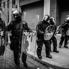 Znaczenie snu o policji: Symbolika i interpretacja - Co oznacza?